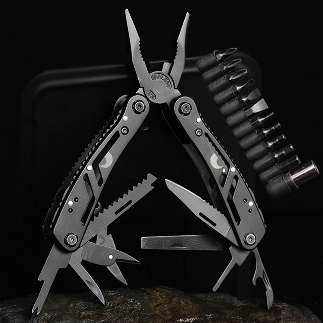 Pinze Pieghevoli Portatili in  - Multi Tool Plier recensione e prezzo